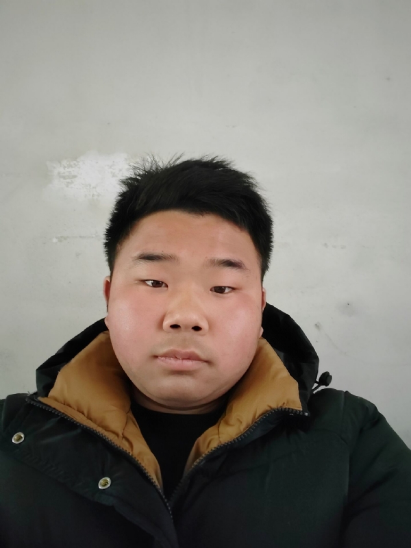 精神饱满的第五张照片--阜阳相亲服务中心
